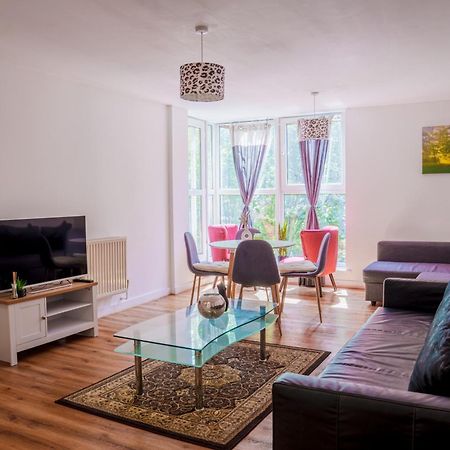 Spacious 2Bd 2Baths Apartment In Central ロンドン エクステリア 写真