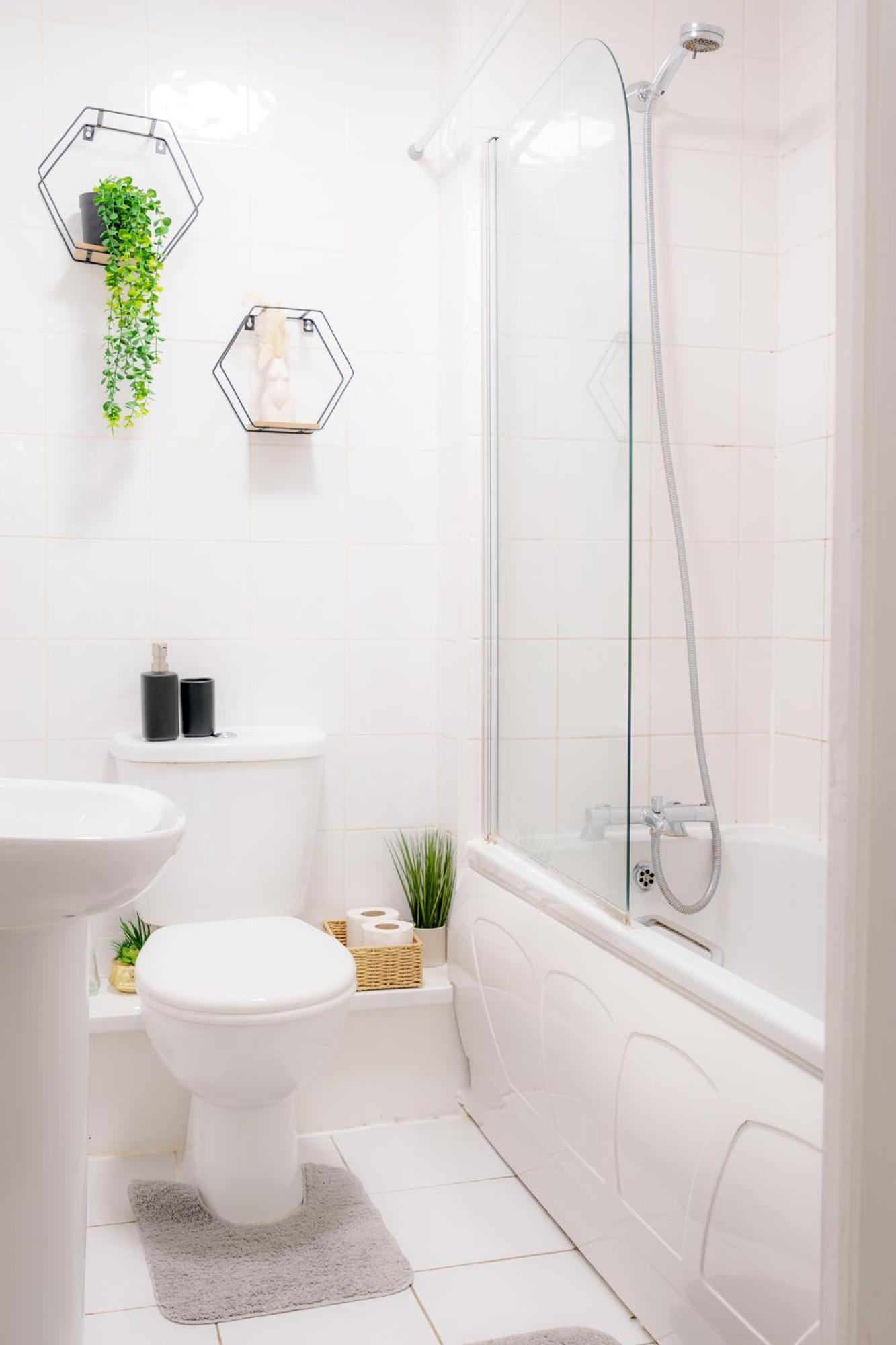 Spacious 2Bd 2Baths Apartment In Central ロンドン エクステリア 写真