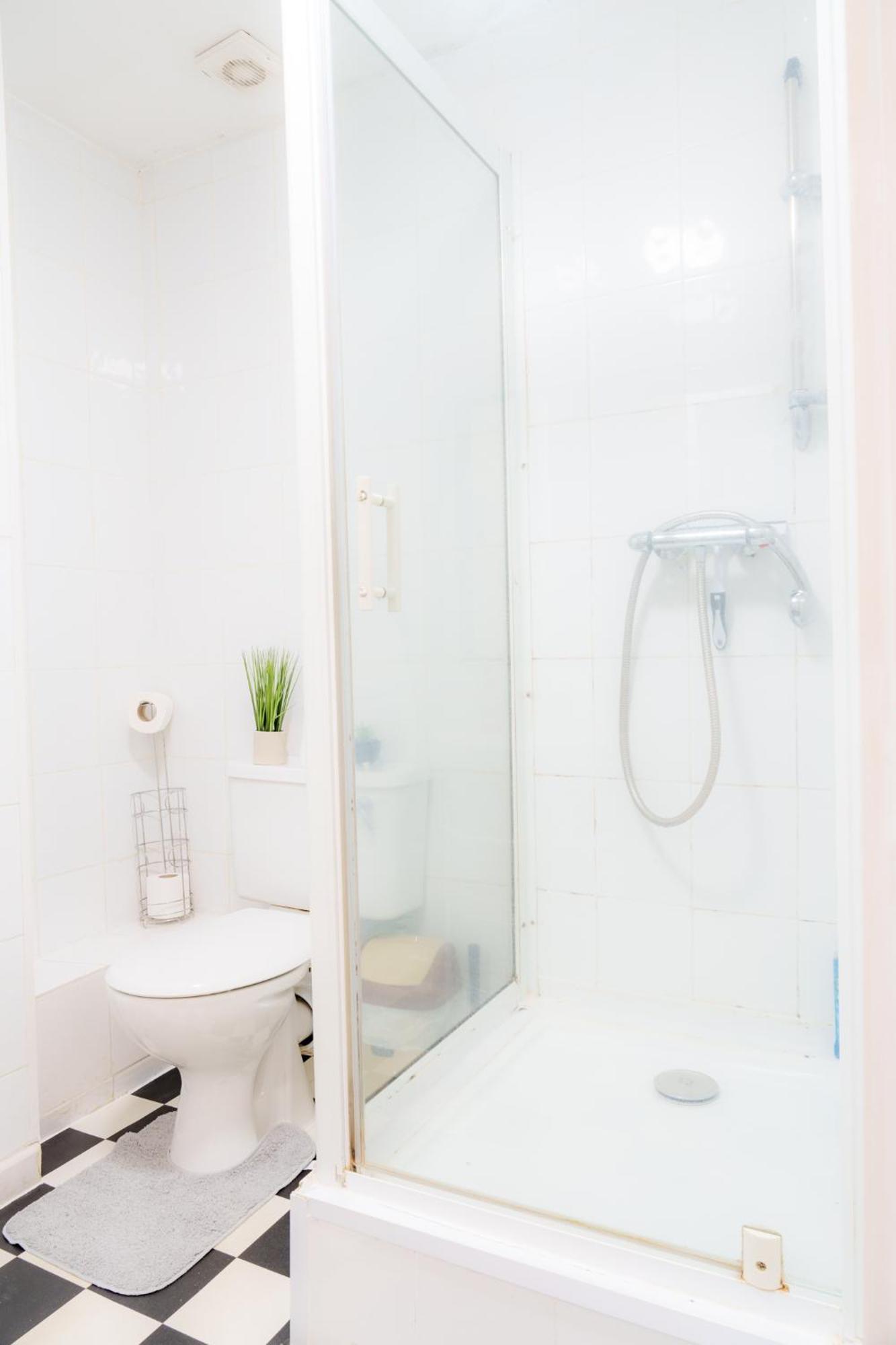 Spacious 2Bd 2Baths Apartment In Central ロンドン エクステリア 写真
