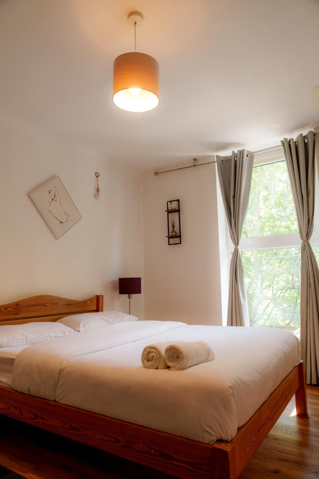 Spacious 2Bd 2Baths Apartment In Central ロンドン エクステリア 写真