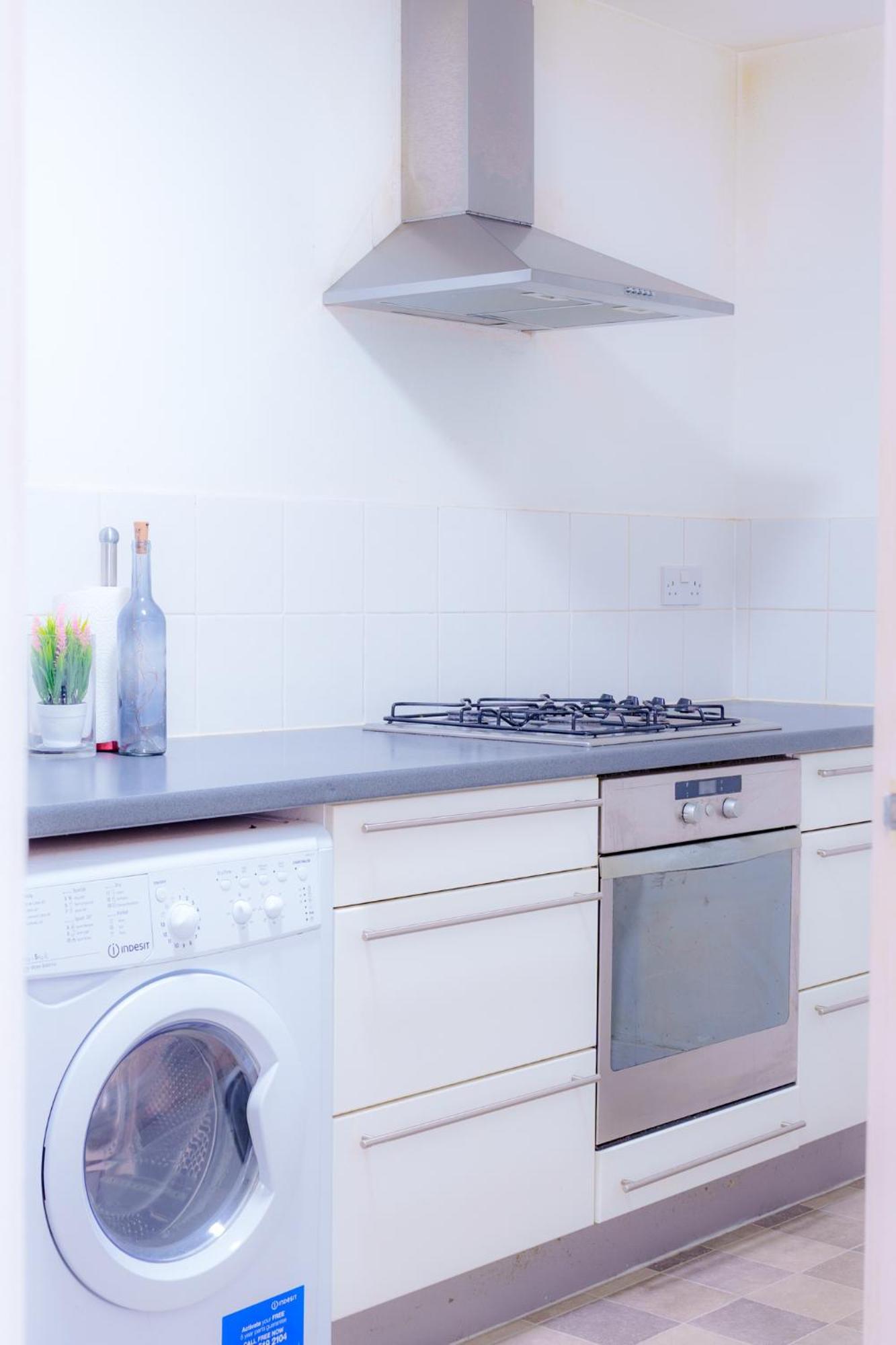 Spacious 2Bd 2Baths Apartment In Central ロンドン エクステリア 写真