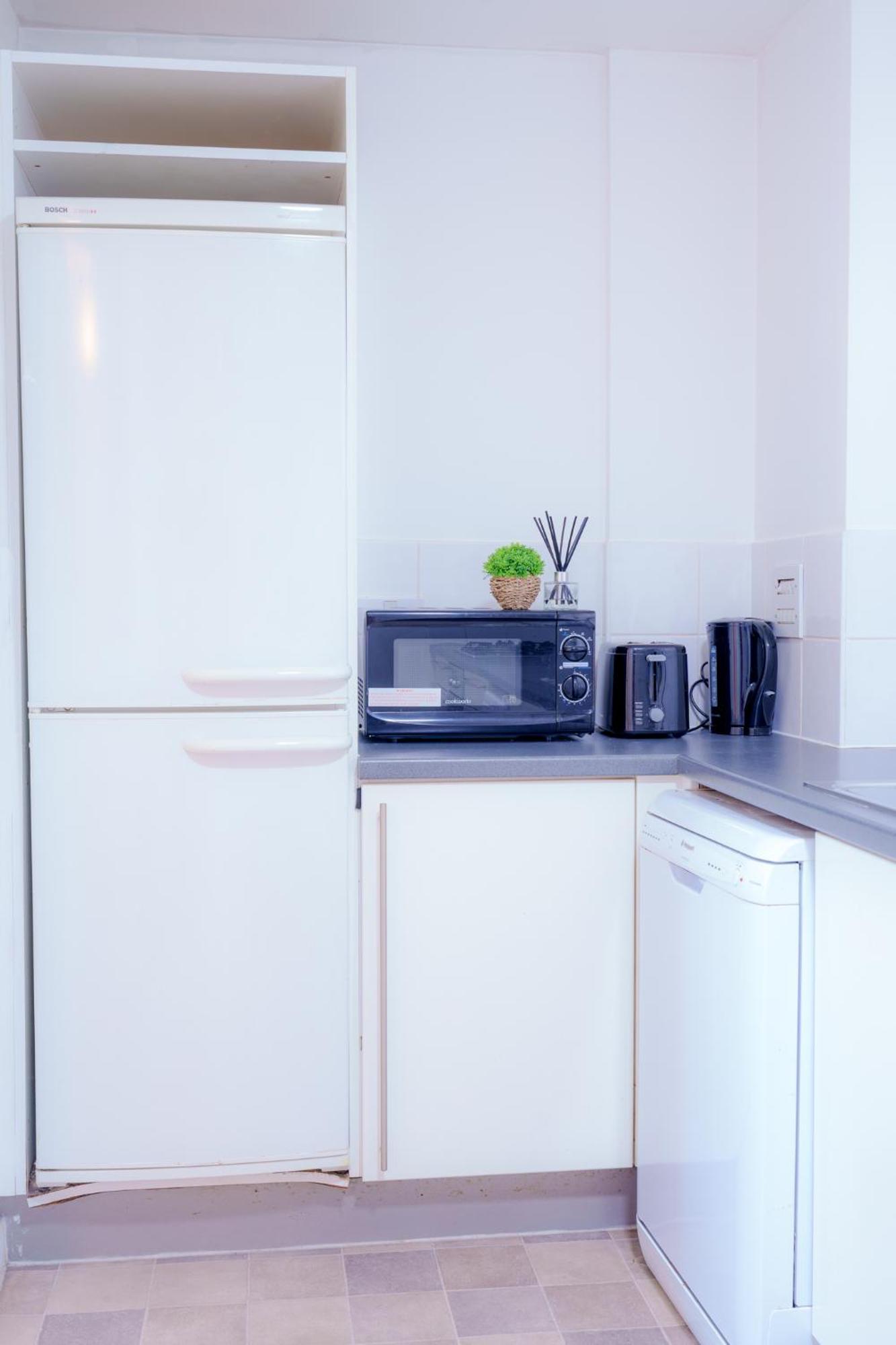 Spacious 2Bd 2Baths Apartment In Central ロンドン エクステリア 写真